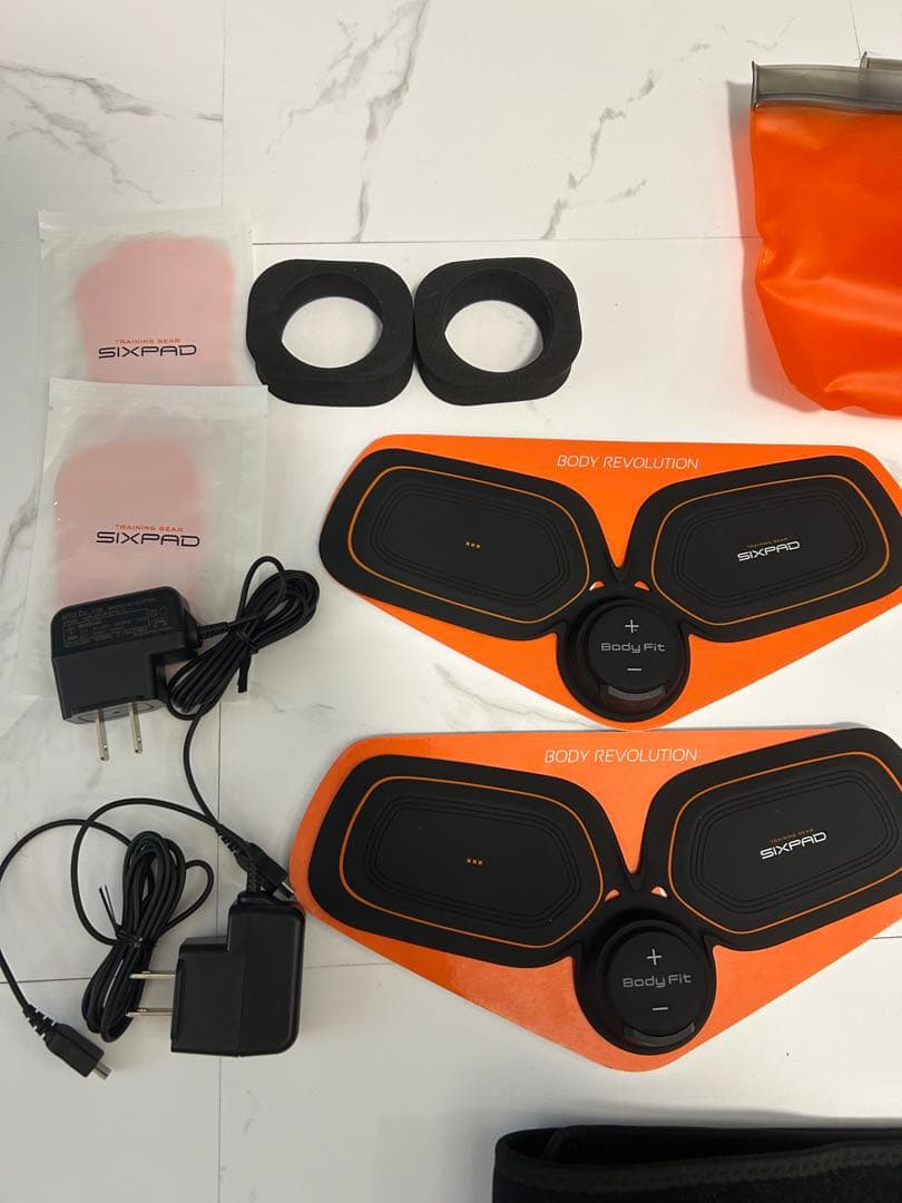 正規品Sixpad Body Revolution EMS トレーニングセット