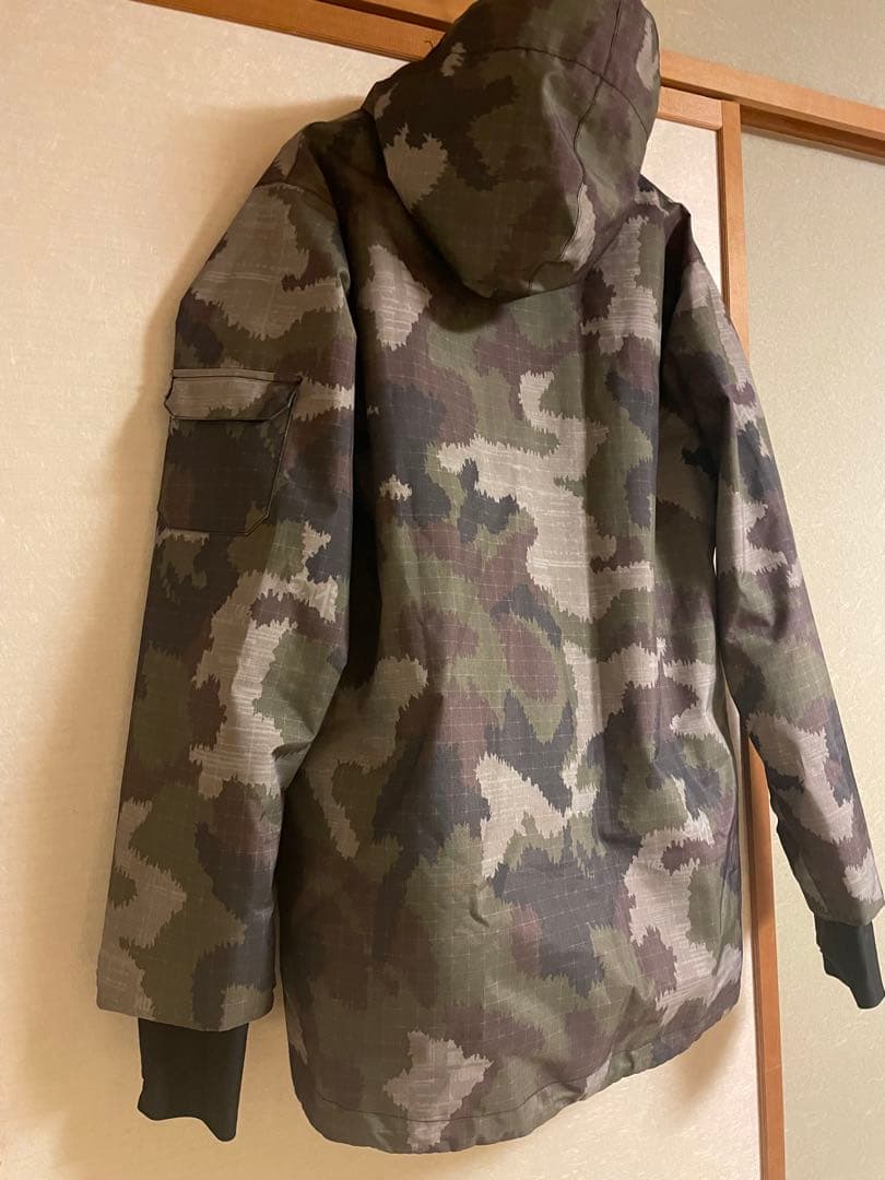 スノボードウエア　MTU