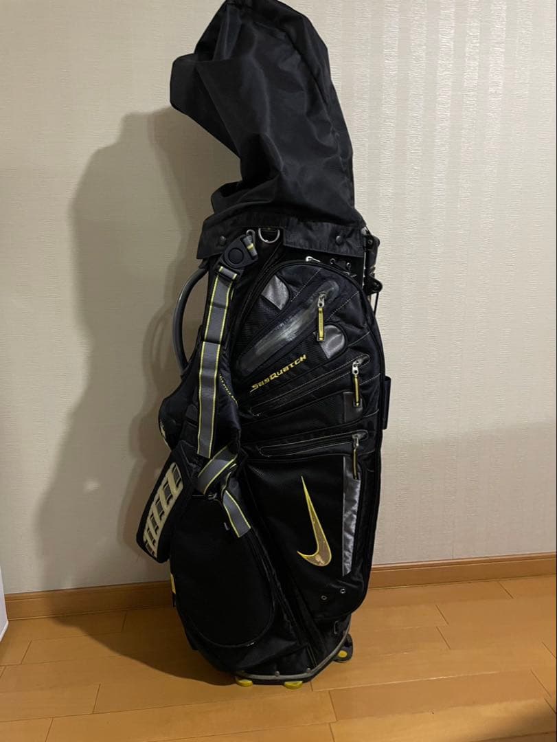 NIKE サスクワッチ スタンドバック　14分割