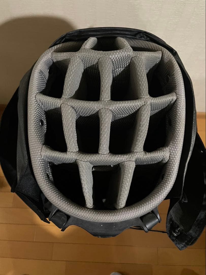 NIKE サスクワッチ スタンドバック　14分割
