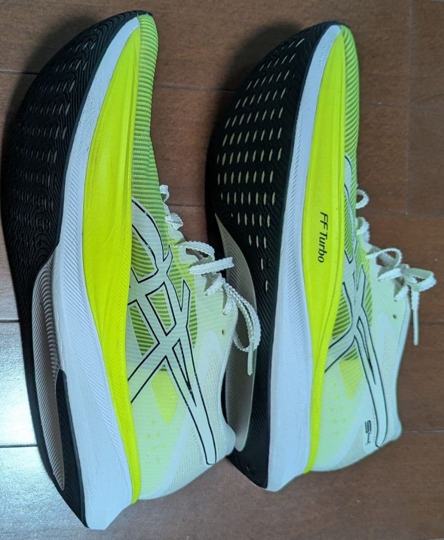 ASICS S4 FF Turbo ランニングシューズ　27.0