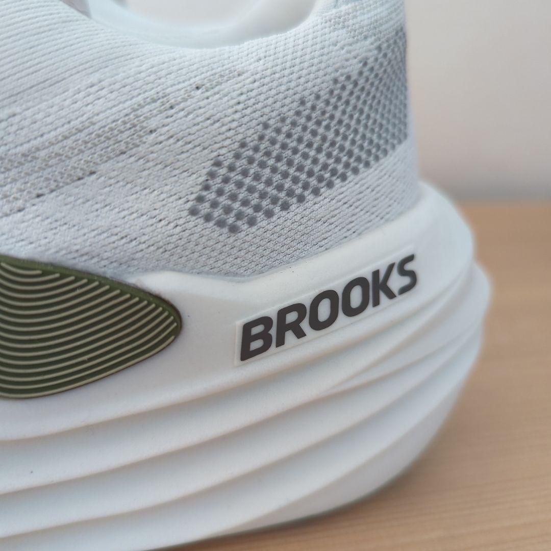 BROOKS　Glycerin MAX　メンズ26.0cm