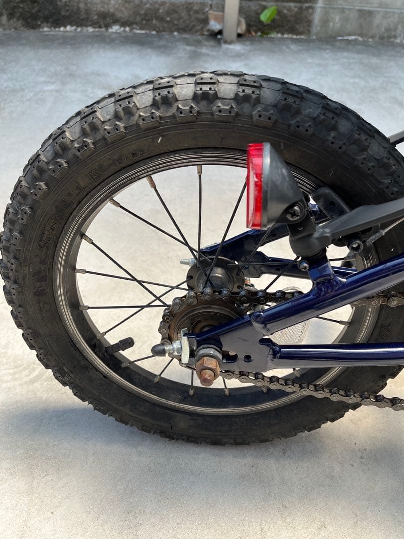 ヨツバサイクル　14インチ　キャプテンネイビー