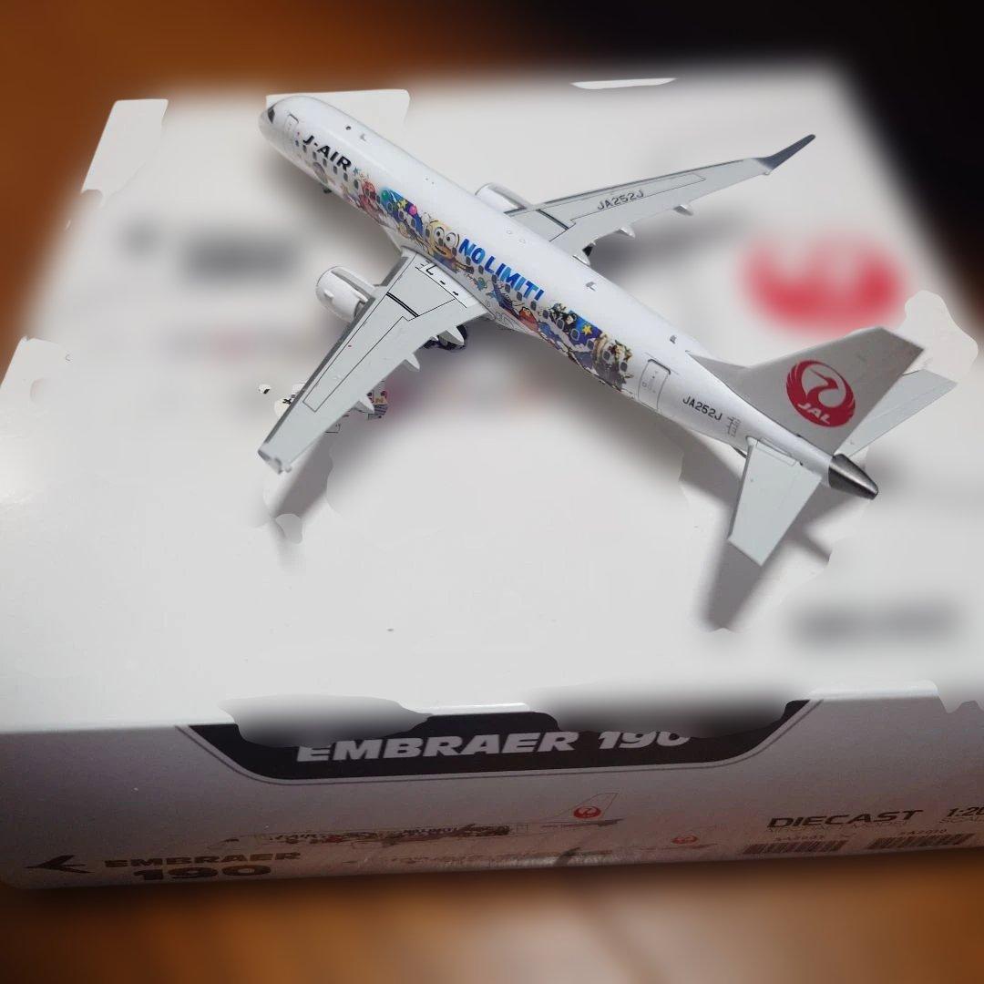 航空機・ヘリコプター 1/200 JAL J-AIR Embraer 190 NO LIMIT