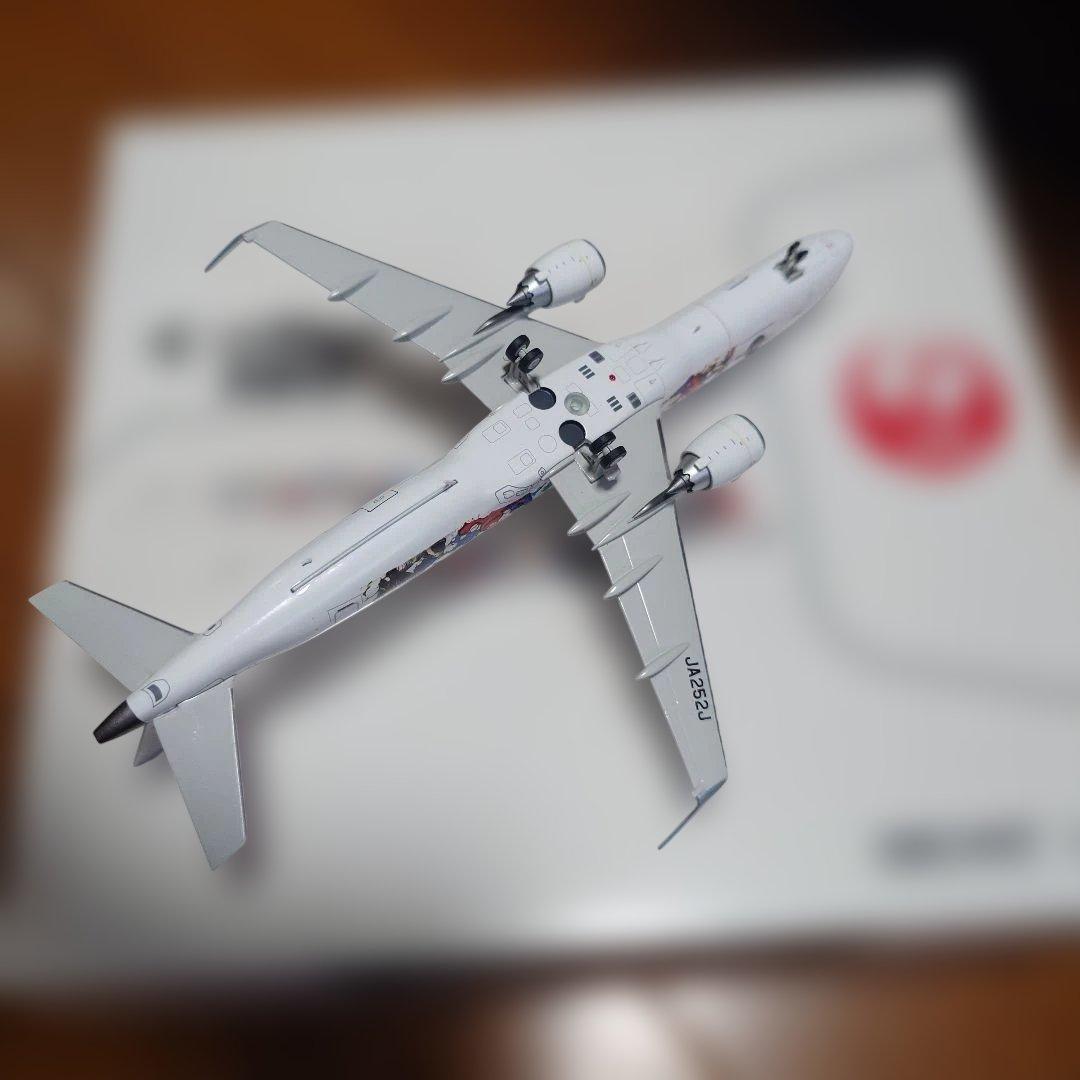 航空機・ヘリコプター 1/200 JAL J-AIR Embraer 190 NO LIMIT