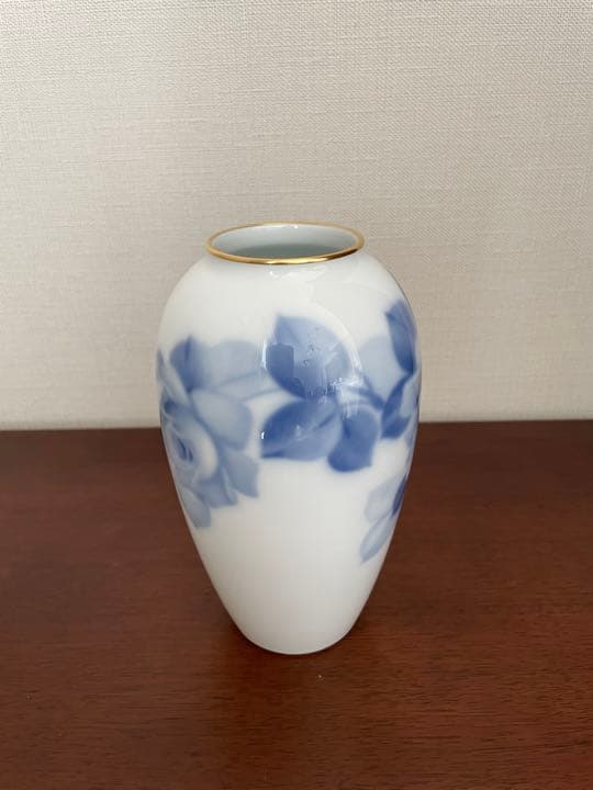 大倉陶園　ブルーローズ8011 花瓶　15cm