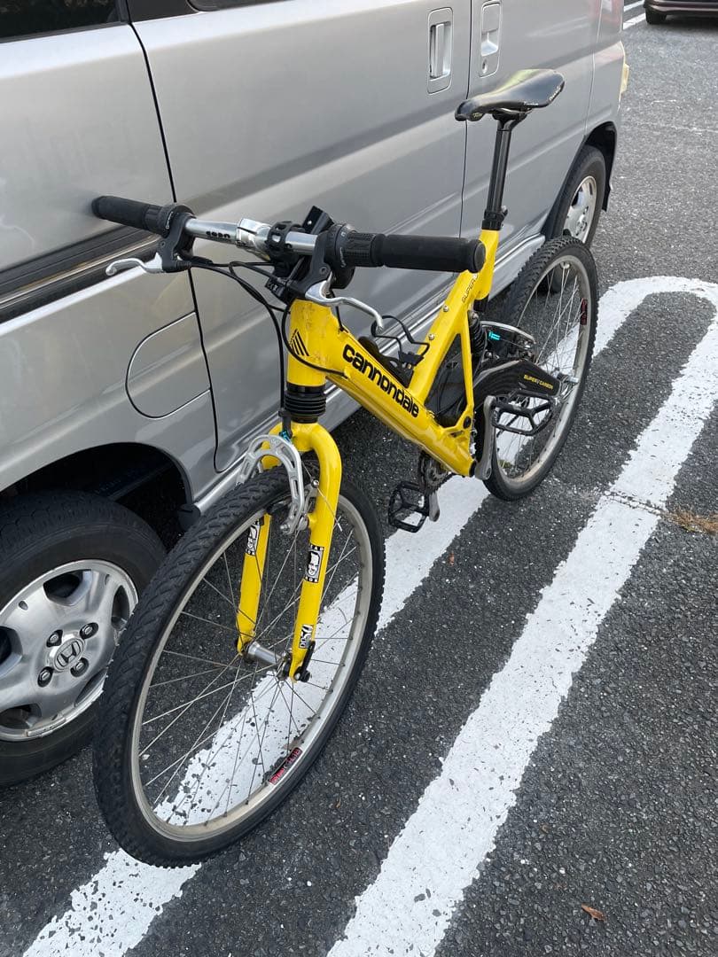 c*0様 Cannondale Super V 900マウンテンバイク