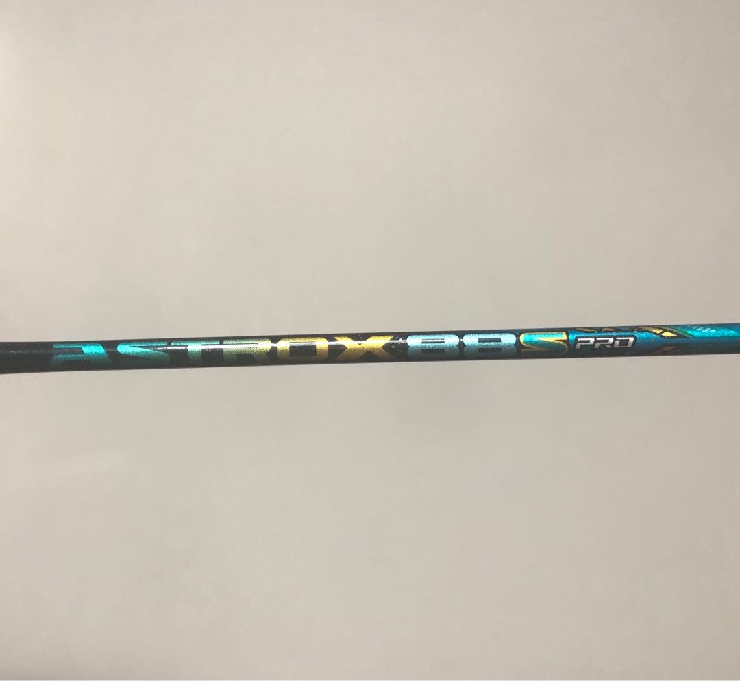 YONEX ASTROX 88S PRO バドミントンラケット