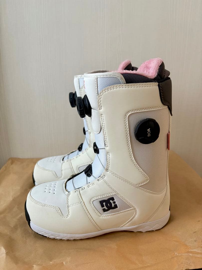 DC スノーボードブーツ 女性用