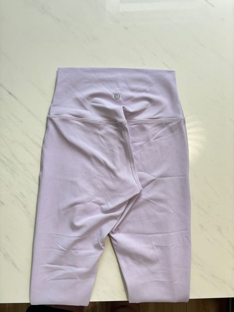 【人気】ルルレモン　align ハイライズレギンス24 サイズS 春色パープル