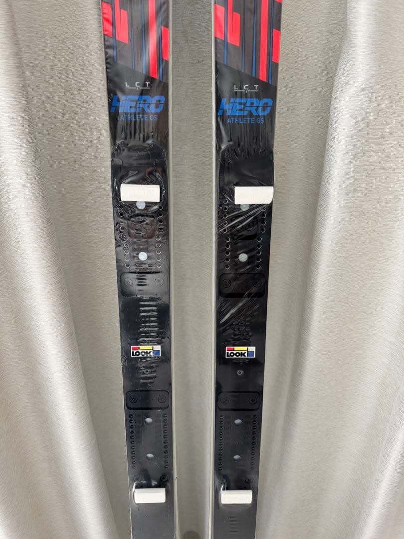 【新品】ロシニョール板、ビンディングセット