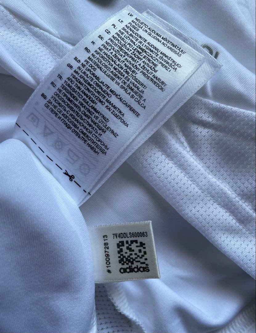 【新品】ACミラン 09-10シーズン AWAY ユニフォーム　サイズＯ（ＸＬ）