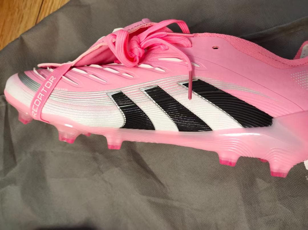 adidas Predator ベッカムモデル ピンク
