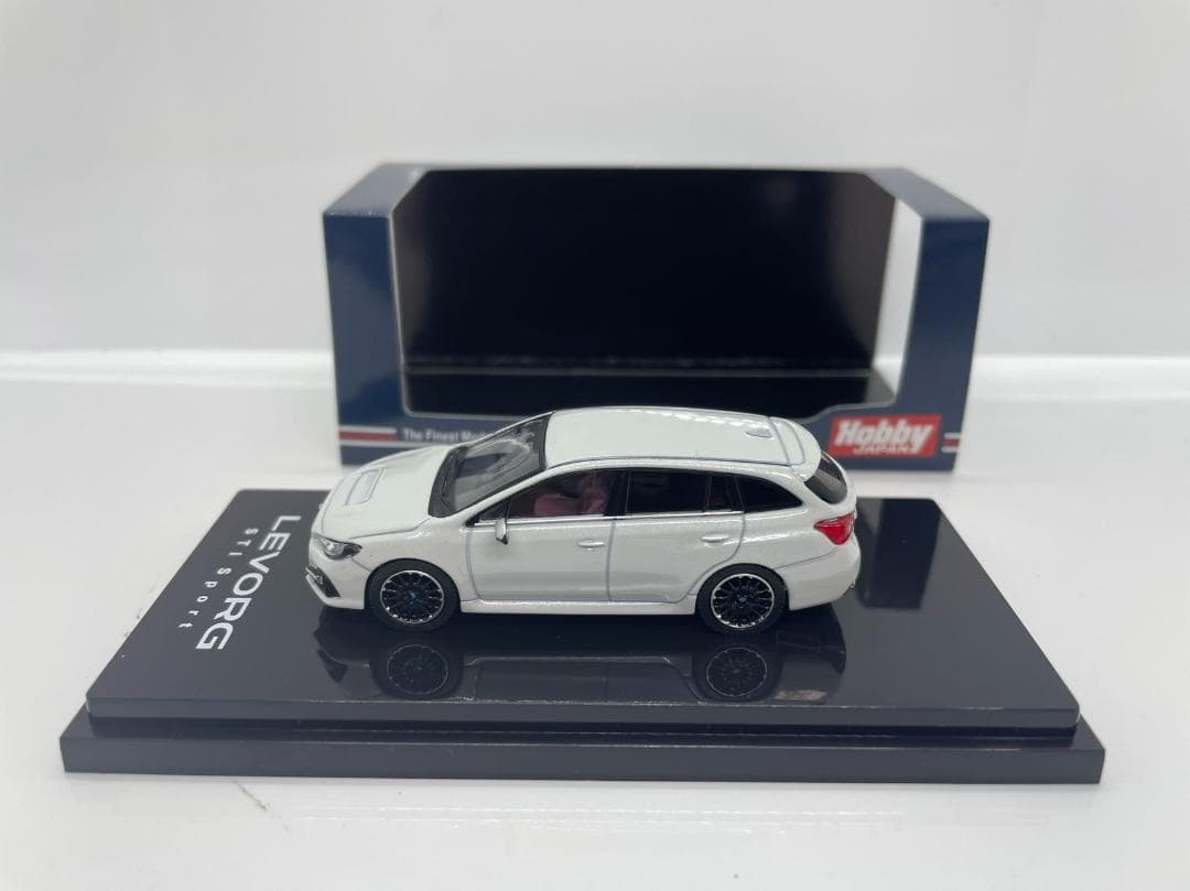 4L-267 ホビージャパン 1/64 スバル LEVORG STI