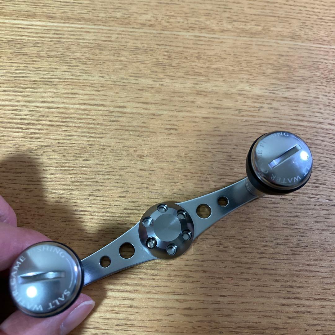 美品　SOM 7×4 シマノ用　AC22V ベイト用　ダブルハンドル