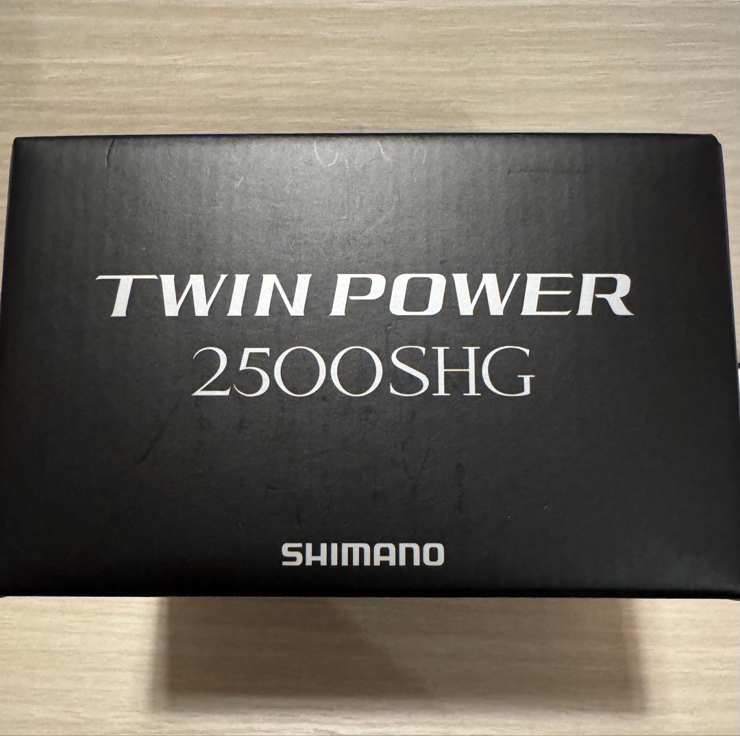シマノ　新品未使用　20ツインパワー　2500SHG