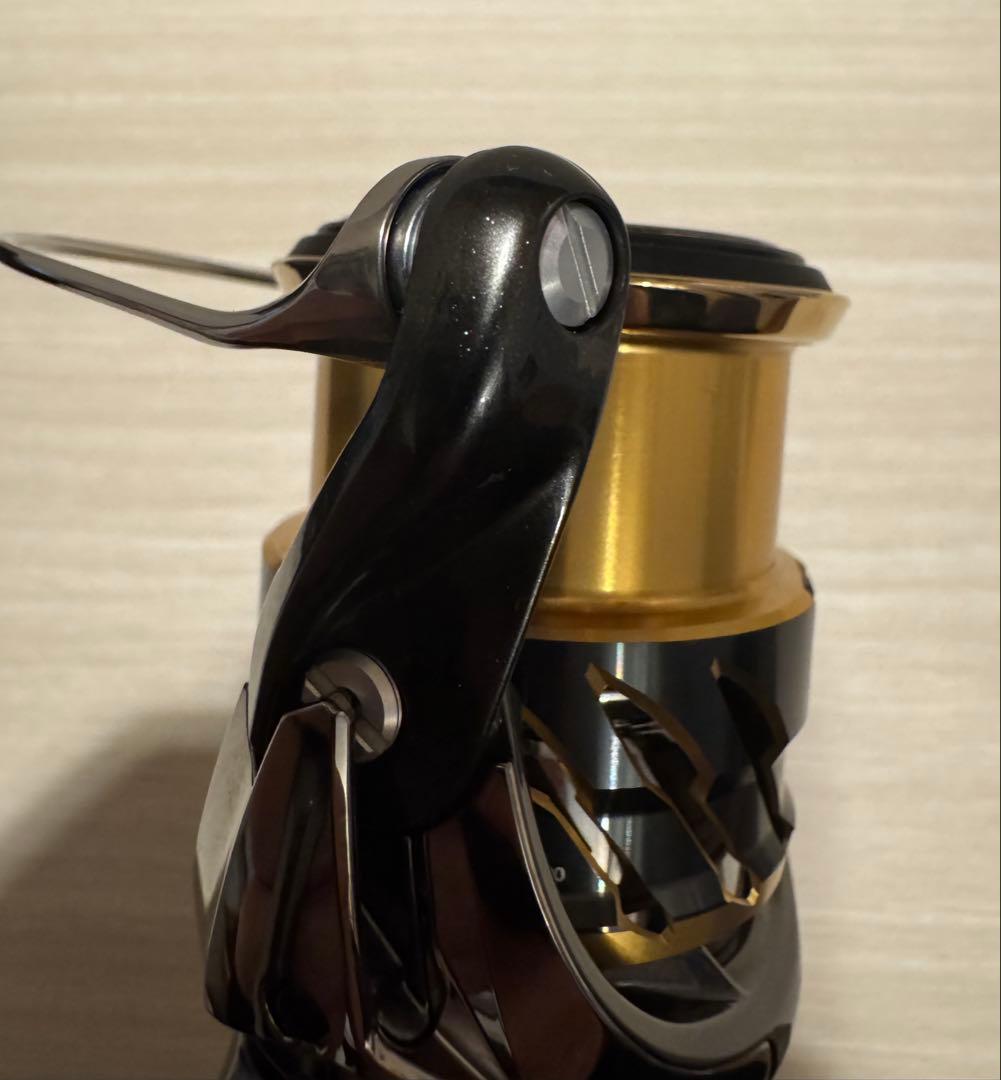 シマノ　新品未使用　20ツインパワー　2500SHG