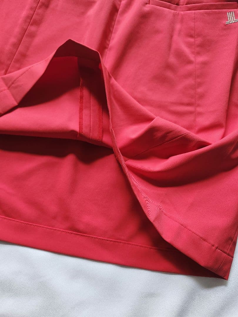 美品　LANVIN SPORT　ランバンゴルフ　ゴルフスカート　赤