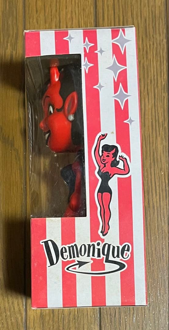Demonique Wacky Wobbler　Funko ボビングヘッド