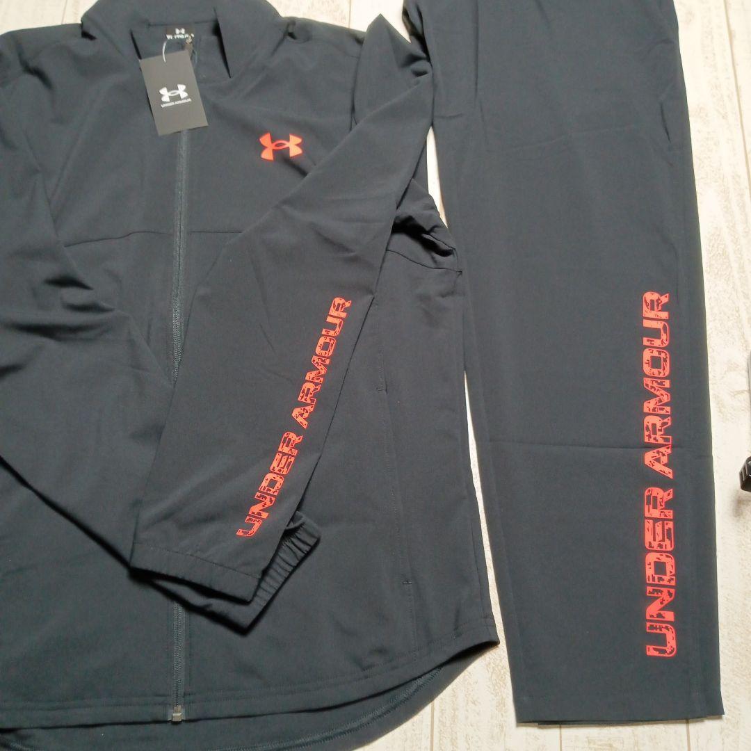UNDER ARMOUR　フィッティド　ジャージ　セットアップ　XLサイズ