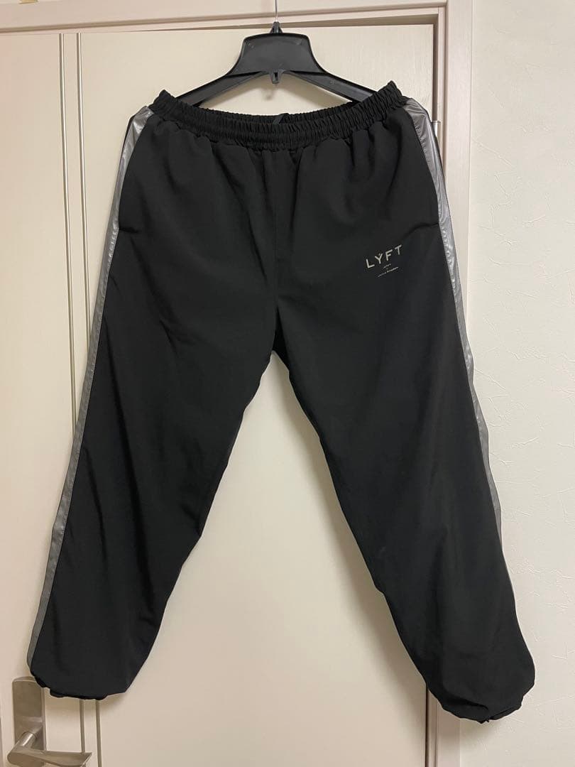 LYFT シルバーラインテックパンツ ブラック Sサイズ