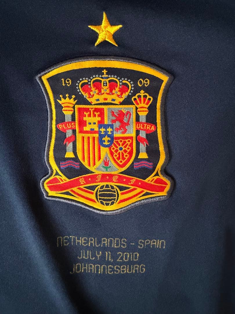 adidas スペイン代表 2010 W杯決勝 ユニフォーム