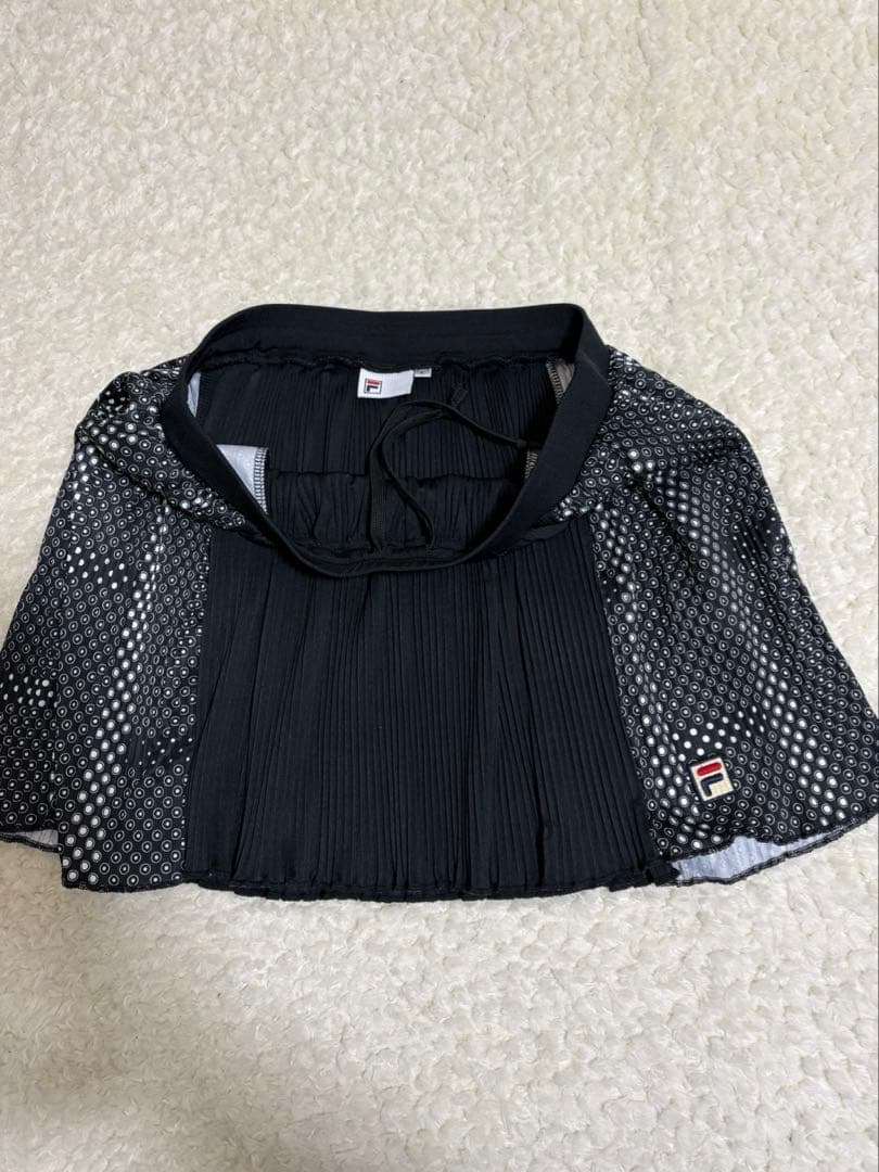 フィラ テニスウェア　上下セット