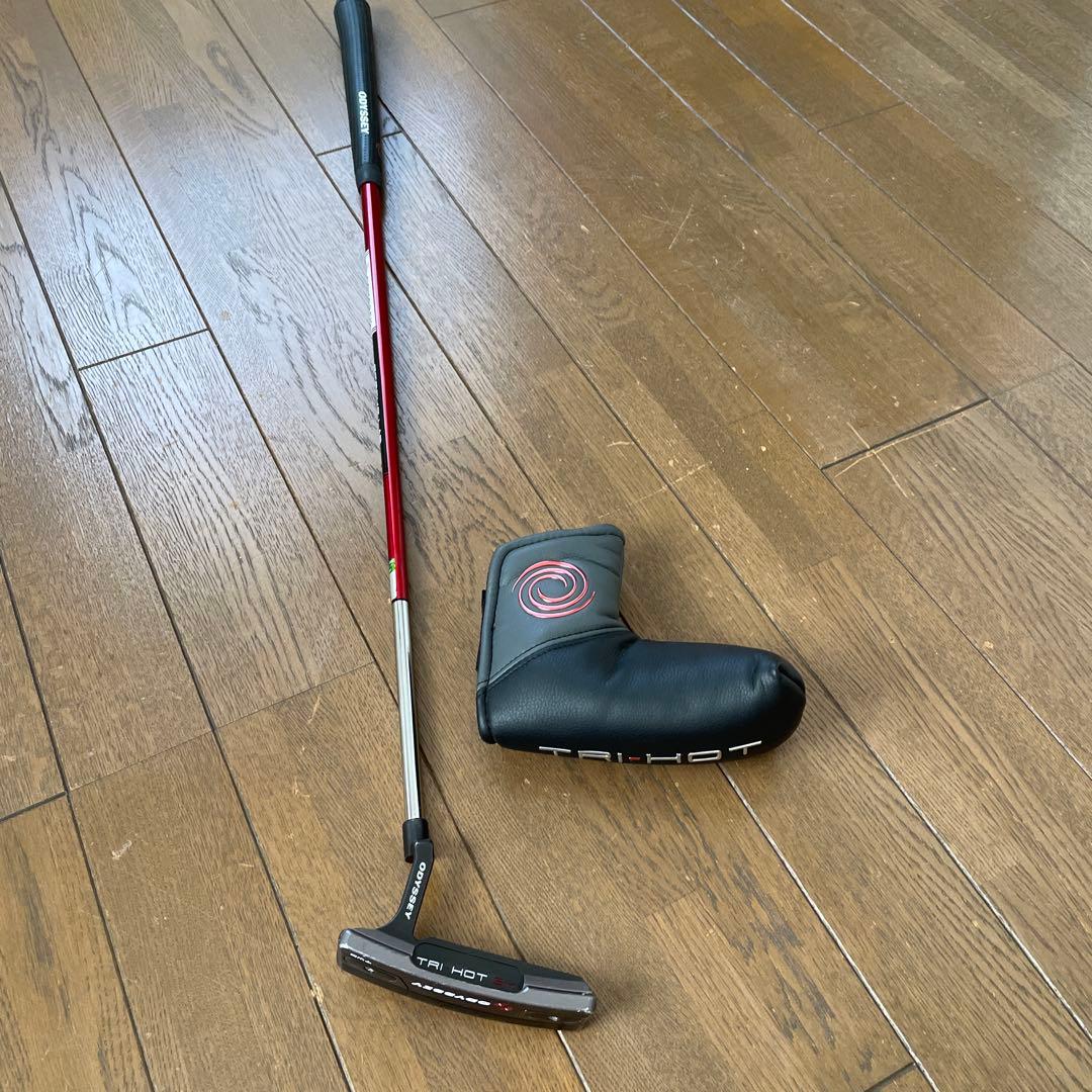 ODYSSEY TRI HOT パター ヘッドカバー付き