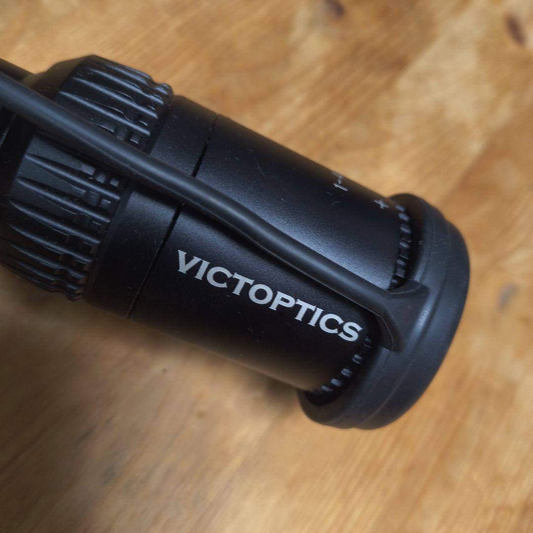 VictOptics X4 1-4×20 IR ライフルスコープ