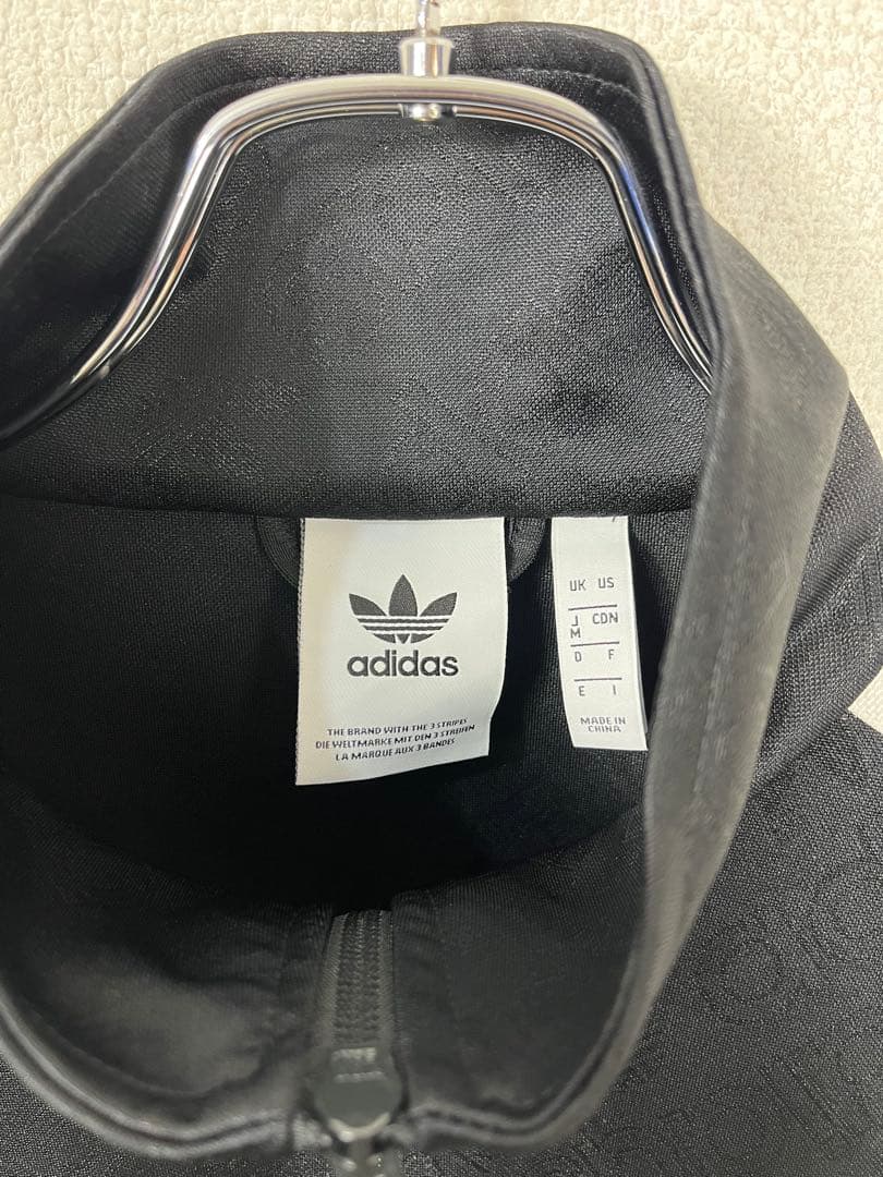 ●ADIDAS アディダスオリジナルス　メンズ　ブラック　トラックジャケット