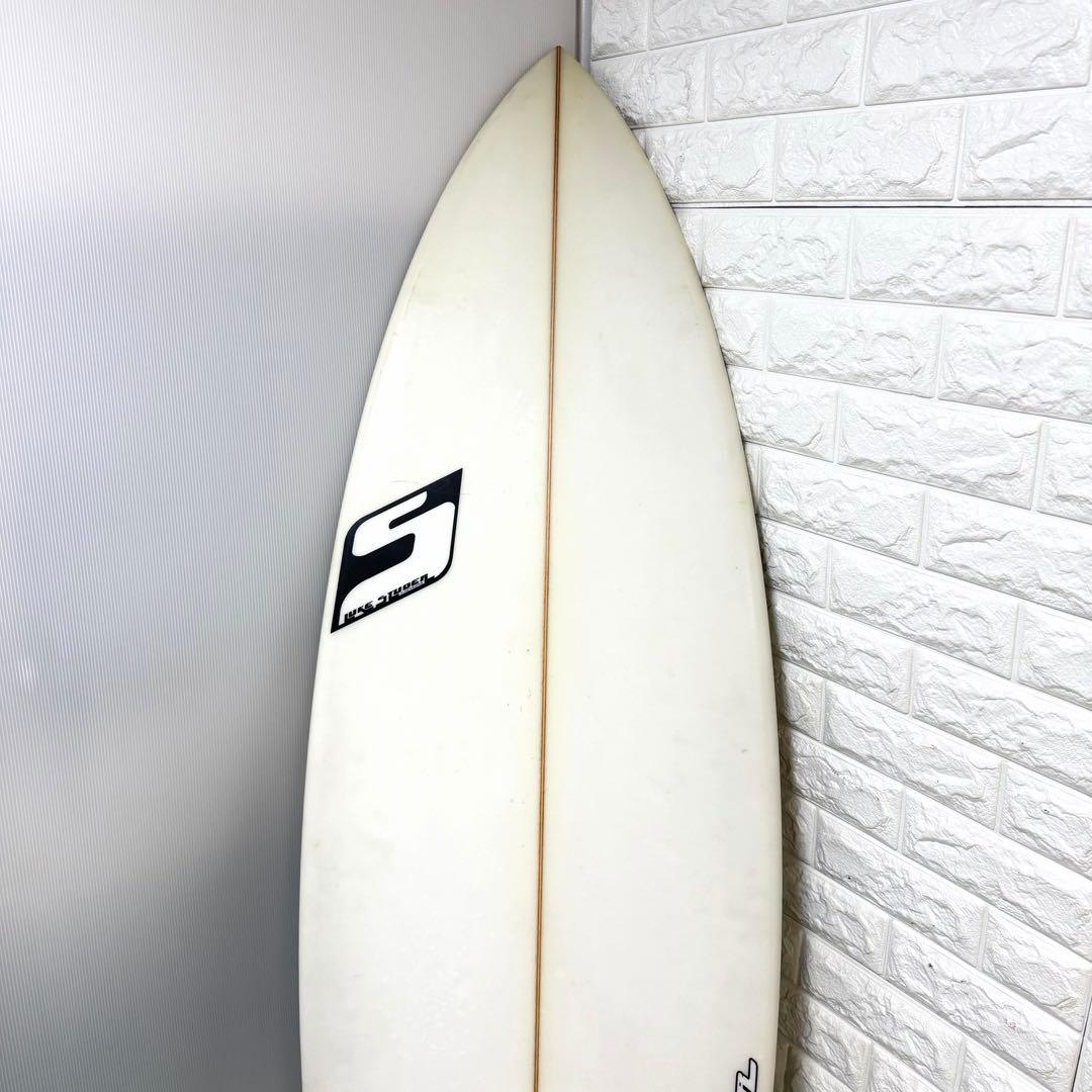 ルークスチューダー 5’11ft サーフボード　浮力十分　フィン付き　すぐ使える