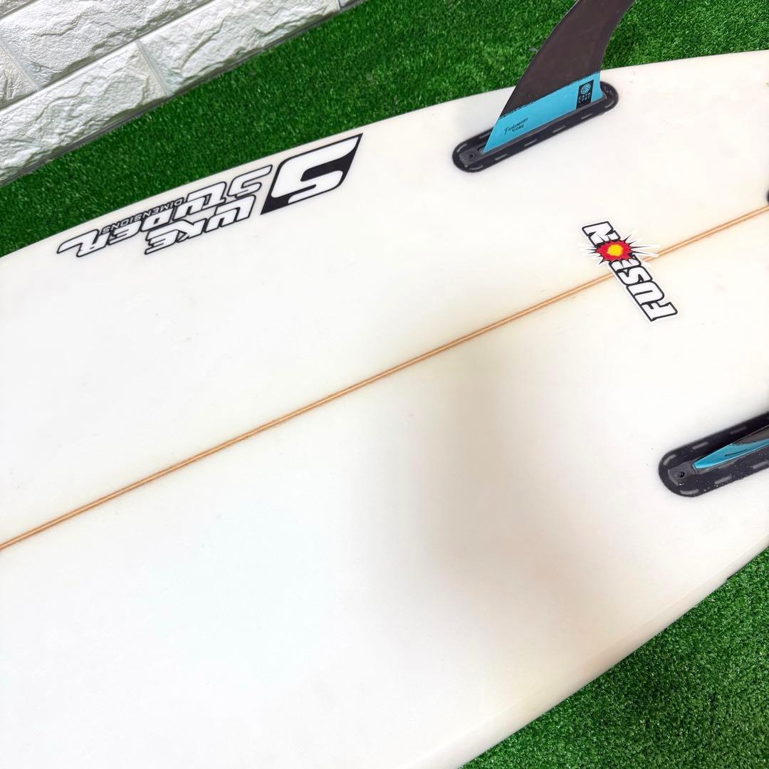 ルークスチューダー 5’11ft サーフボード　浮力十分　フィン付き　すぐ使える