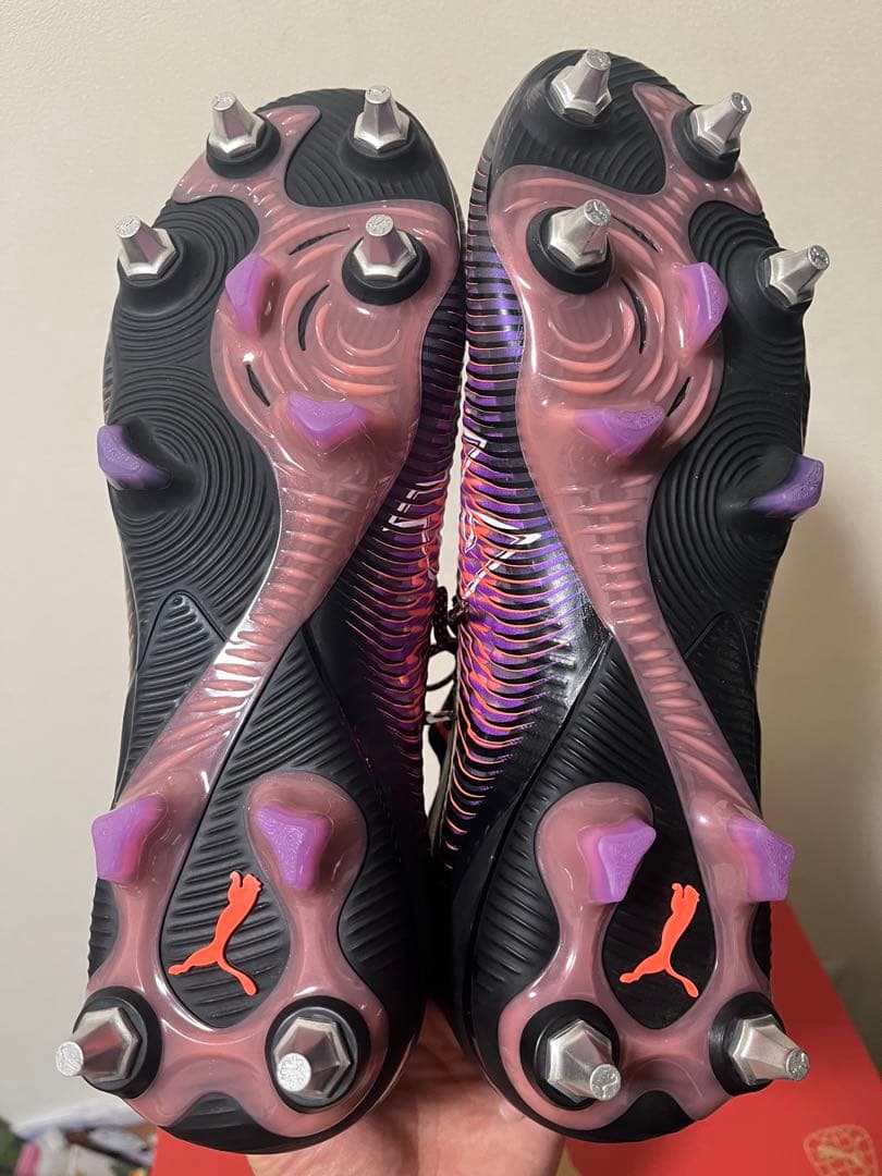 新品未使用！　PUMA FUTURE 8 ULTIMATE MxSG 26cm