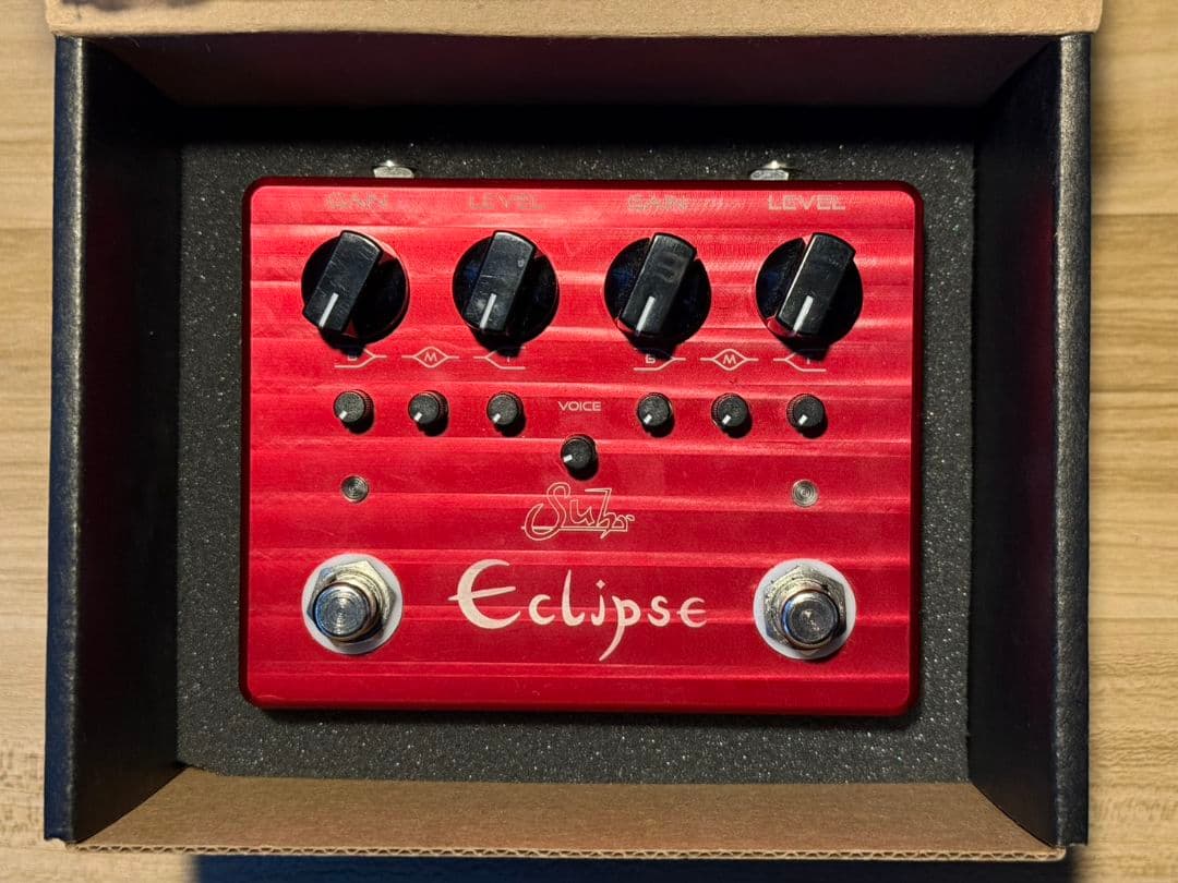 Suhr Eclipse ギターエフェクター 赤