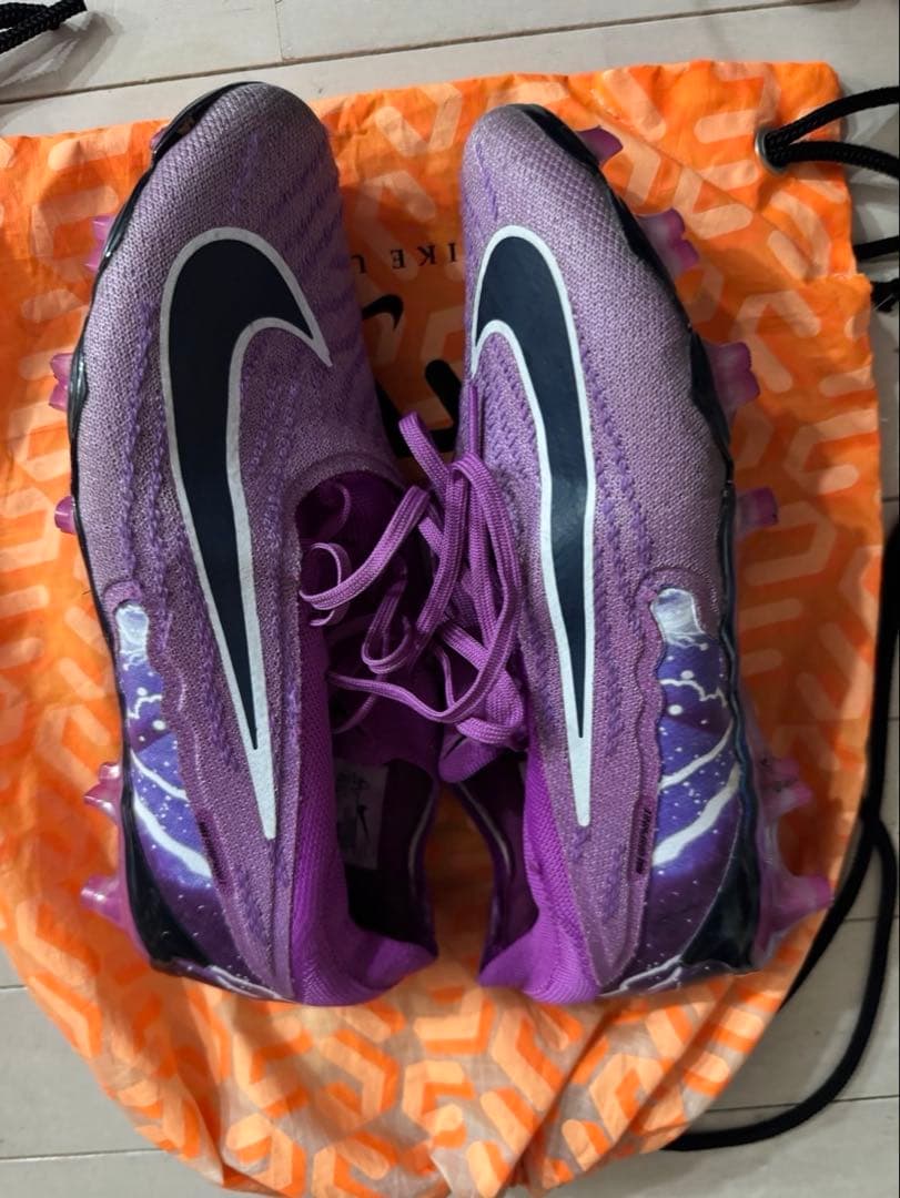 Nike Phantom サッカーシューズ 紫 収納袋付き