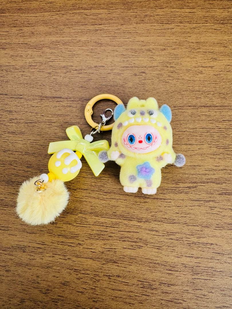 ラブブのモンスター風キャラクター キーホルダー　まとめ売り