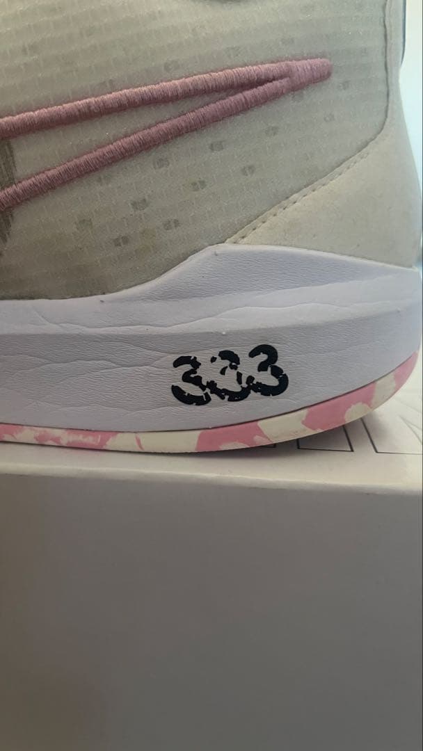 パ*イ様 Nike バスケットボールシューズ 27.5cm ホワイト/ピンク