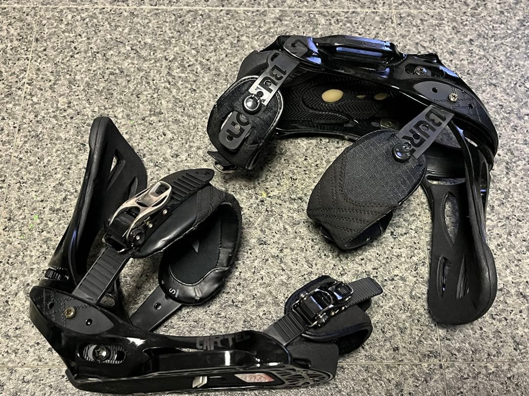ならんならん burton genesis s 白 cartel s 黒