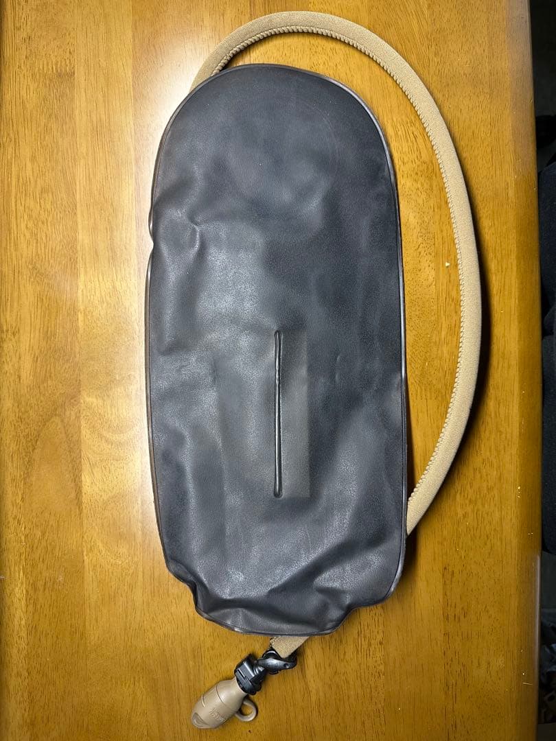 海兵隊 実物 USMC TAC SHIELD ハイドレーションポーチ&本体