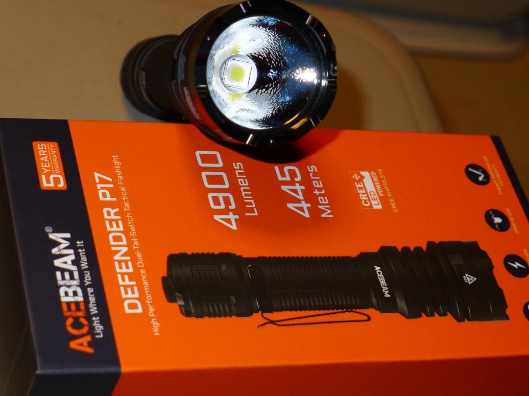 よしいーさん売約済み。ACEBEAM DEFENDER P17