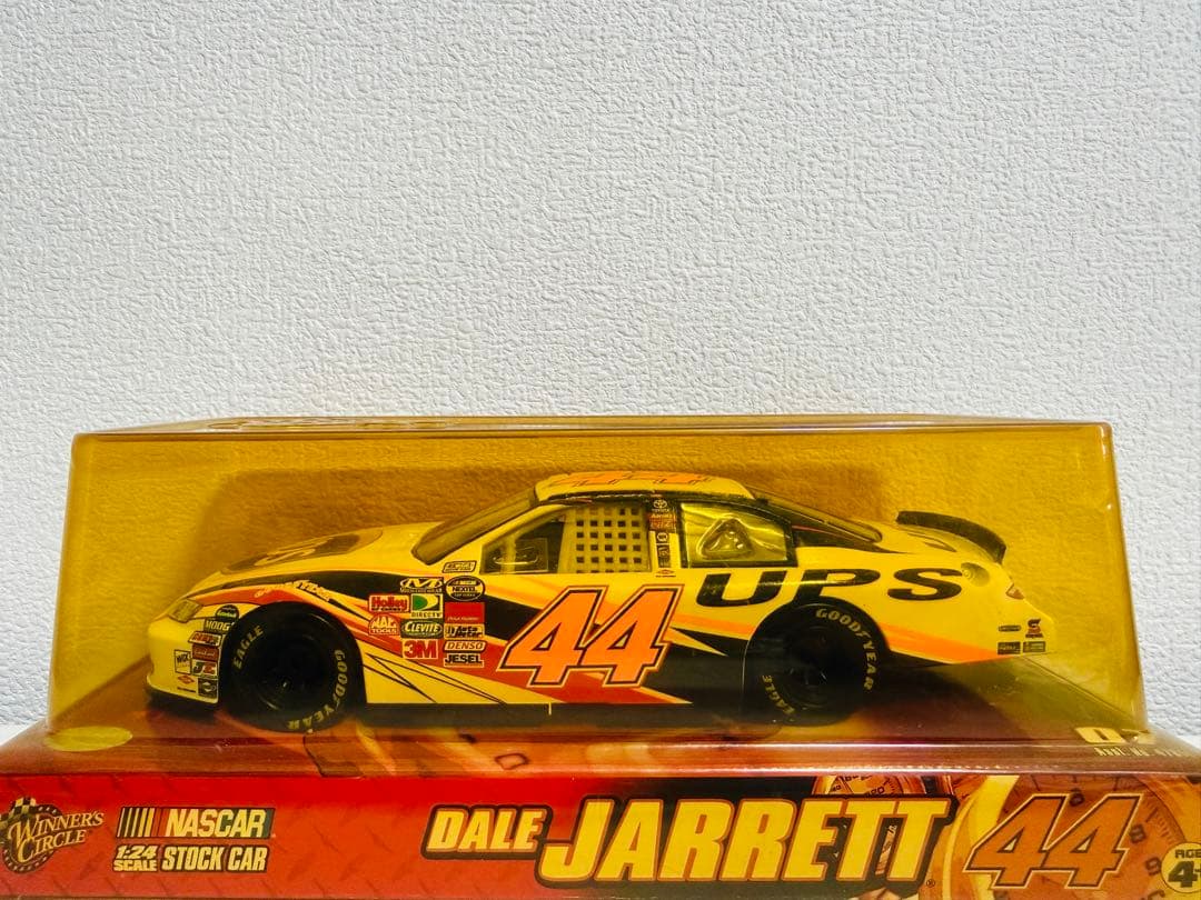 ナスカー/'07 Toyotaトヨタ Camryカムリ #44 1/24 絶版