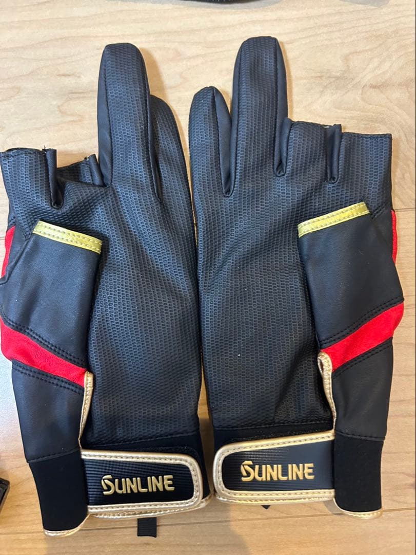 SUNLINE フィッシンググローブ　キャップ　ヒップガードセット販売