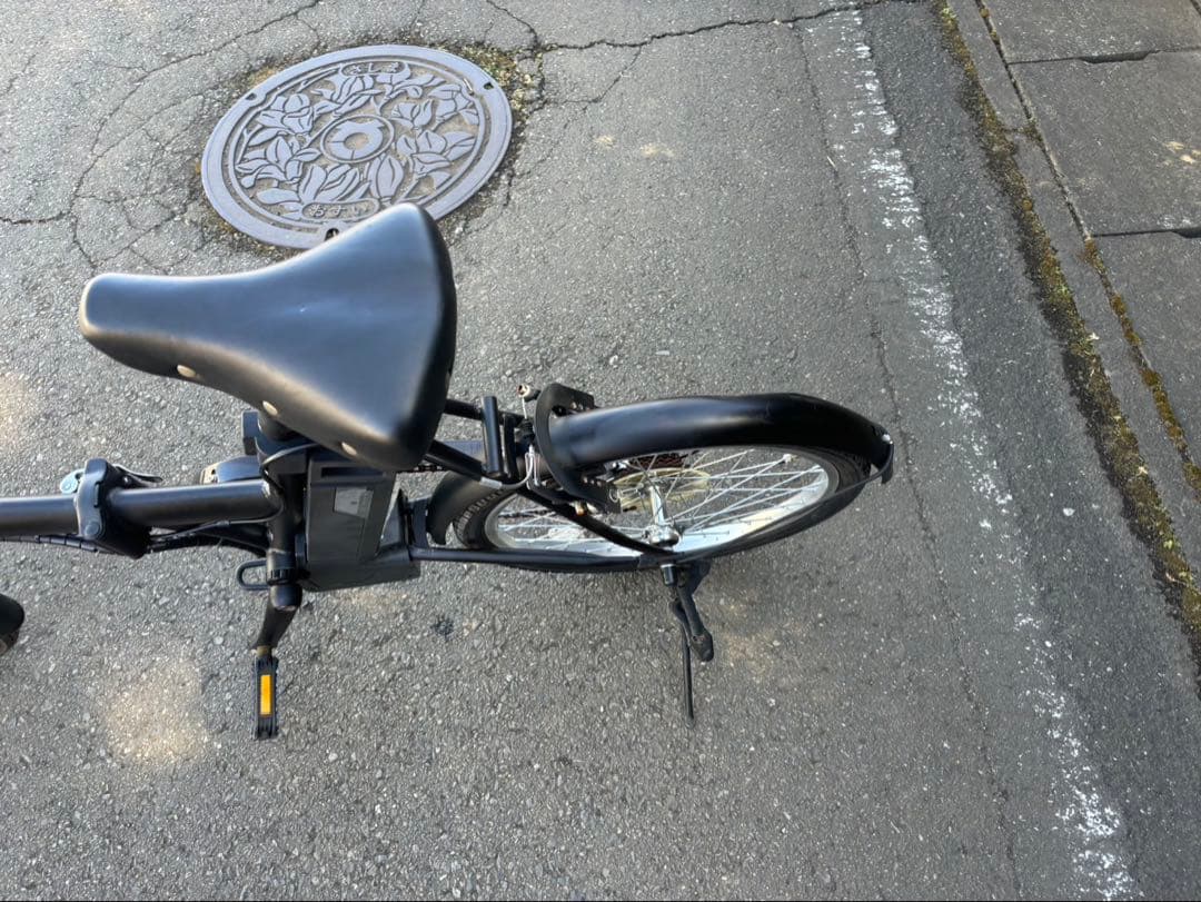折りたたみ電動アシスト自転車　美品　送料無料 LUMICIO ルミクロ