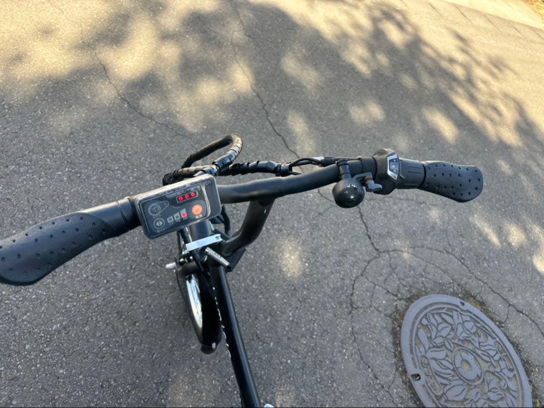 折りたたみ電動アシスト自転車　美品　送料無料 LUMICIO ルミクロ