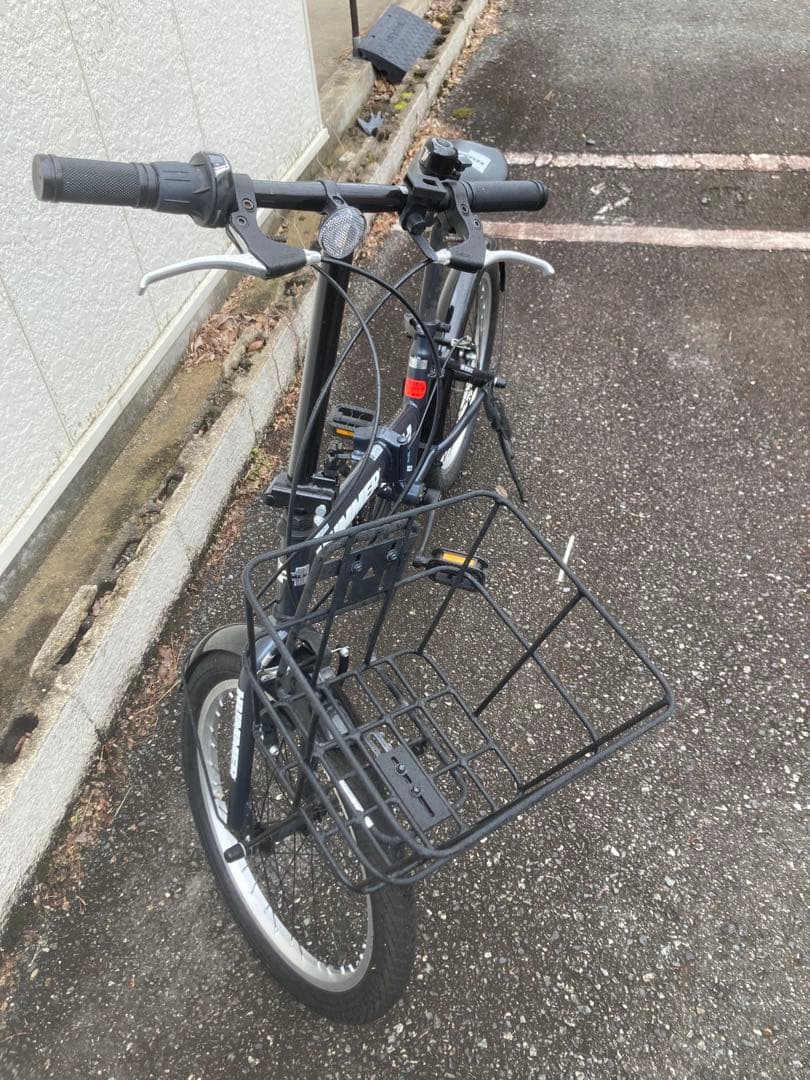 HUMMER 折りたたみ自転車 20インチ 6段変速 前カゴ付【直接受取可】