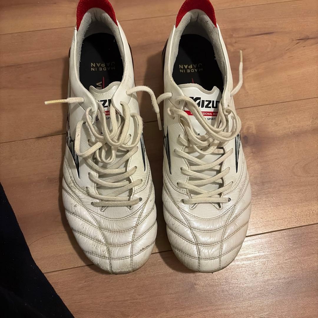 Mizuno サッカースパイク　モレリアネオ4 27.5