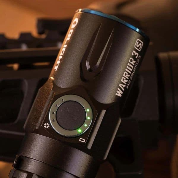 OLIGHT WARRIOR 3S センサー付きタクティカルライト