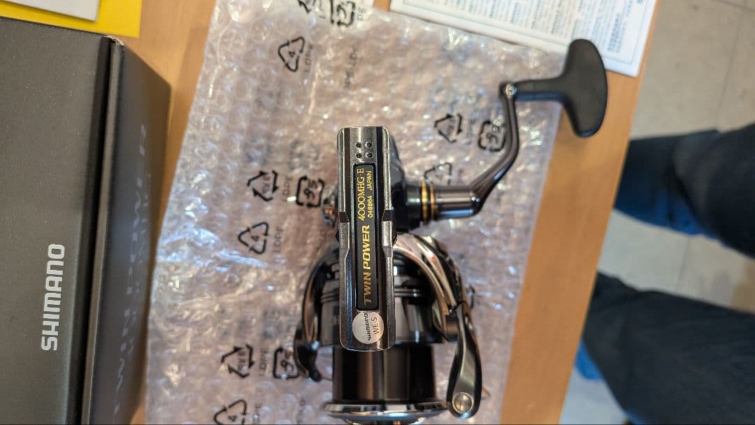 リール SHIMANO 24 TWIN POWER 4000MHG