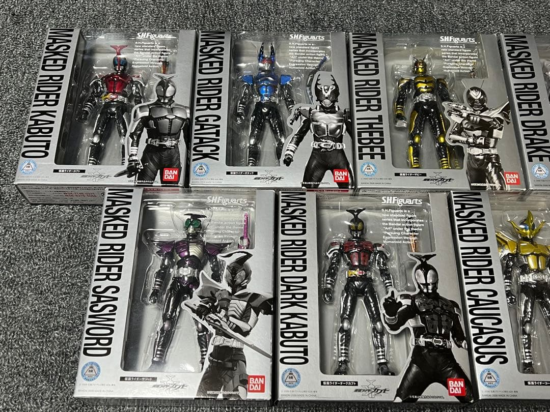 【未開封 美品】s.h.figuarts 仮面ライダーカブト【7体セット】