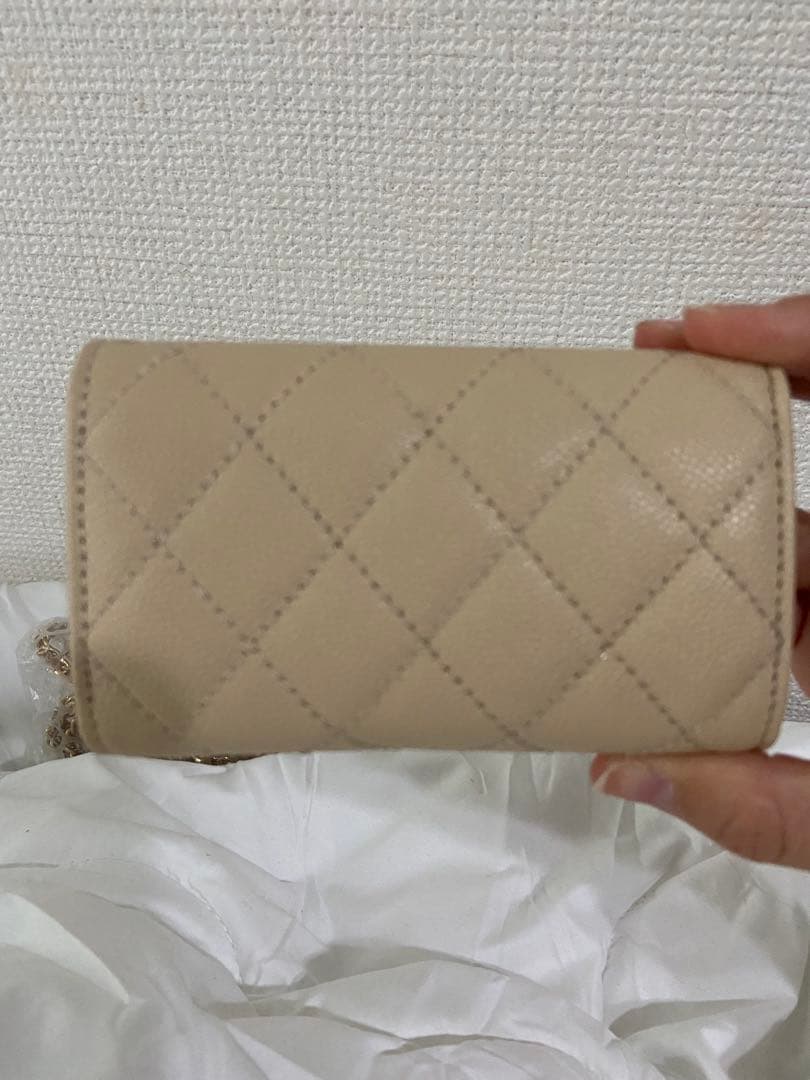 CHANELミニ財布ノベルティベージュ